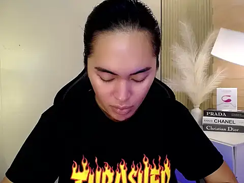 HeavenlyStar online show from 12.11.24