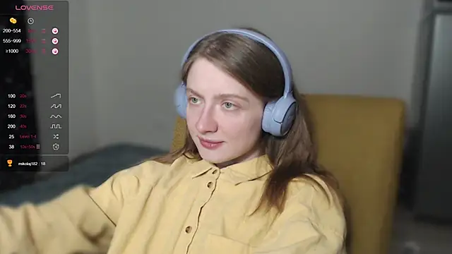 Snapshot of mollytuck chatting on 12.08.24 mollytuck online show from 12.08.24