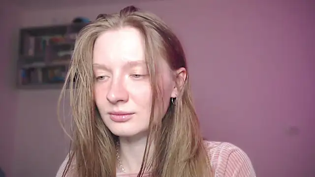 Snapshot of mollytuck chatting on 02.14.25 mollytuck online show from 02.14.25