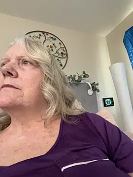 Kaitlyn Winters online show from 02.06.26