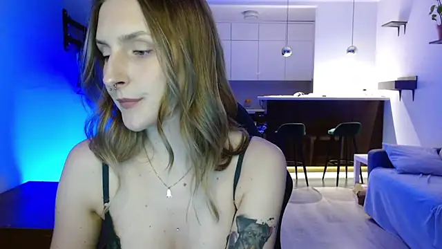 illusorycat online show from 10.10.25