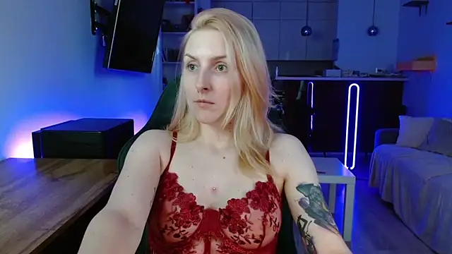 illusorycat online show from 03.03.26