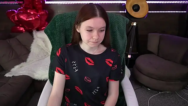 Snapshot of MaRich_Ka chatting on 03.04.25 MaRich Ka online show from 03.04.25