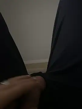 MAHKE12 online show from 10.21.25