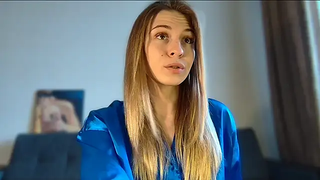 LovelyKatea online show from 03.10.25