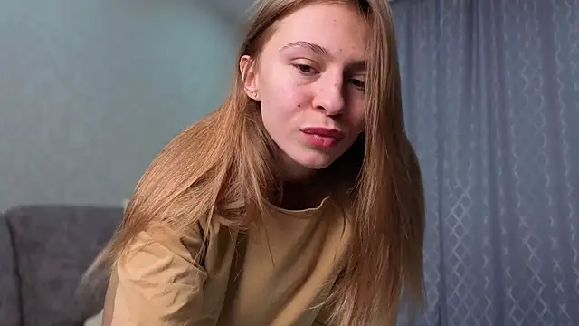 LovelyKatea online show from 11.02.25