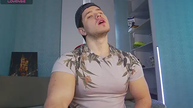 Arilas  online show from 03.23.25