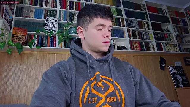 Arilas  online show from 09.26.25