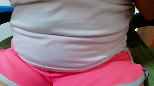 Snapshot of klylls_squirt_ chatting on 02.24.26 klylls squirt online show from 02.24.26