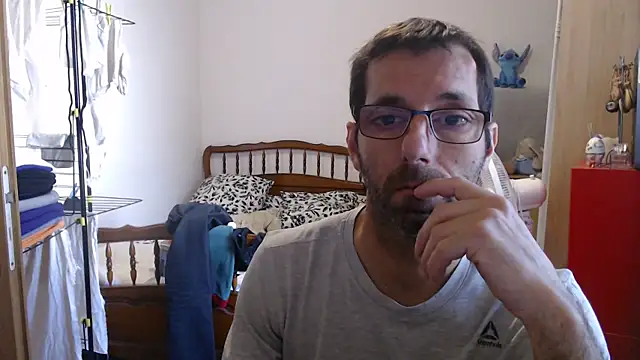 steph19x5 online show from 10.26.25