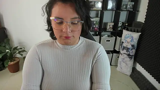 aika-dreams online show from 01.04.25