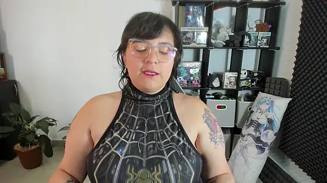 aika-dreams online show from 01.25.25