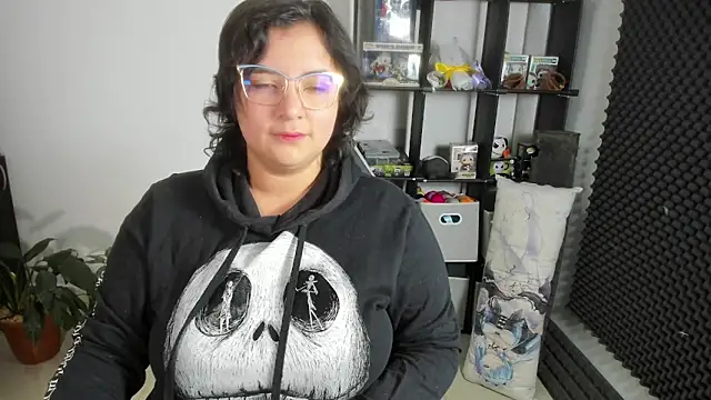 aika-dreams online show from 03.19.25