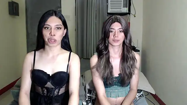 Snapshot of Urworldclasstrans chatting on 09.27.25 Urworldclasstrans online show from 09.27.25