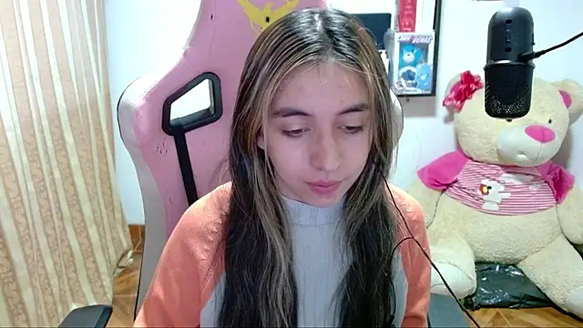 Maggie Fox3 online show from 12.11.24