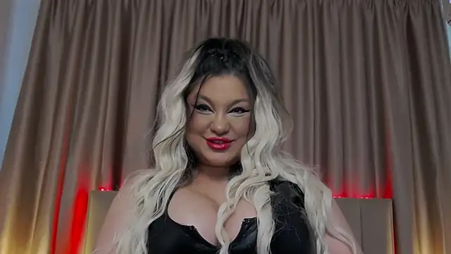 Larissa K online show from 09.10.25