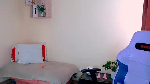 LATINGODDESS X online show from 05.20.26