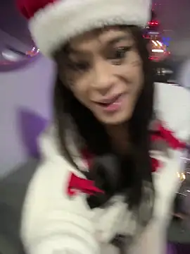 Snapshot of stormytt_ chatting on 12.20.25 stormytt online show from 12.20.25