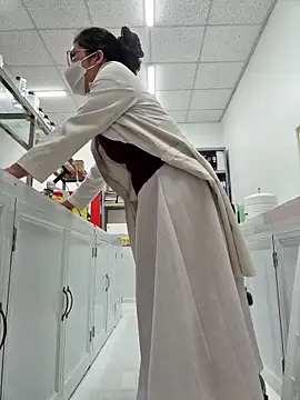 Snapshot of HinaLovely chatting on 02.23.26 HinaLovely online show from 02.23.26