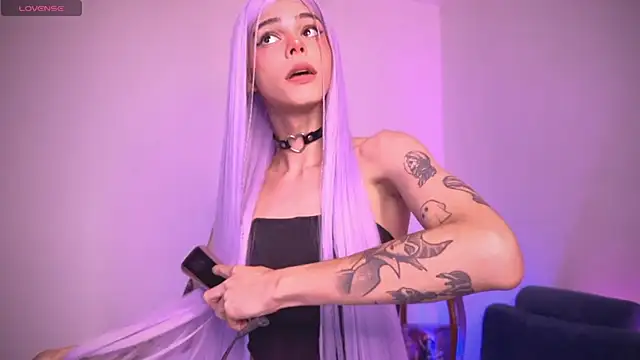 Snapshot of Varya_Ferreira chatting on 03.01.25 Varya Ferreira online show from 03.01.25