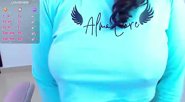 Vannessa  Shy online show from 02.10.25