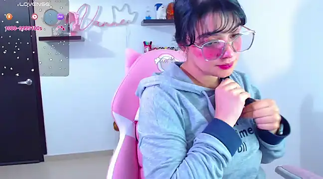 Vannessa  Shy online show from 02.21.25