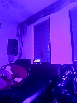 Crystalbitchx online show from 12.16.24