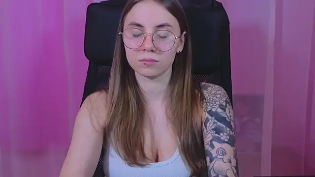  AnnaStark  online show from 02.02.25