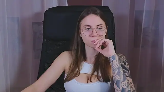  AnnaStark  online show from 03.13.25