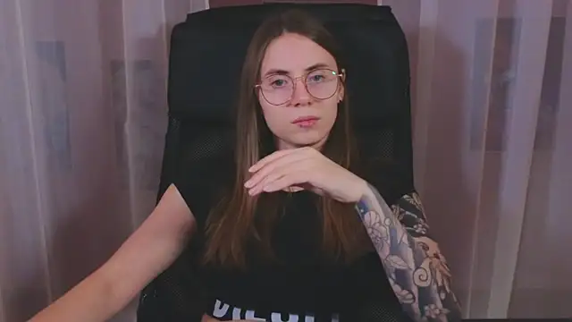  AnnaStark  online show from 03.14.25