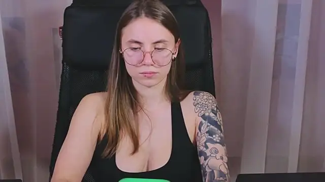  AnnaStark  online show from 03.14.25