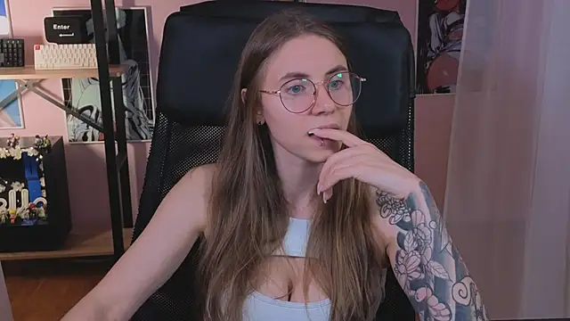  AnnaStark  online show from 09.20.25