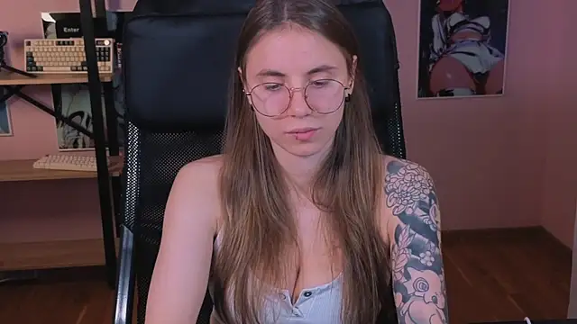  AnnaStark  online show from 10.24.25