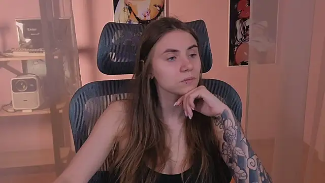  AnnaStark  online show from 11.19.25