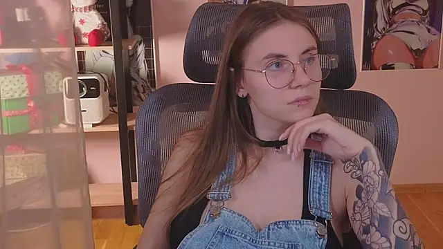  AnnaStark  online show from 12.05.25