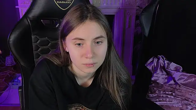 Snapshot of _AnnaStark_ chatting on 02.10.26 AnnaStark online show from 02.10.26