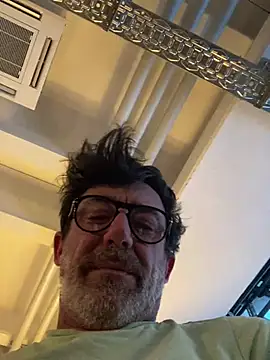 Snapshot of maxximere chatting on 02.04.26 maxximere online show from 02.04.26