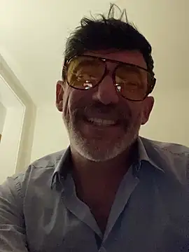 Snapshot of maxximere chatting on 03.14.26 maxximere online show from 03.14.26