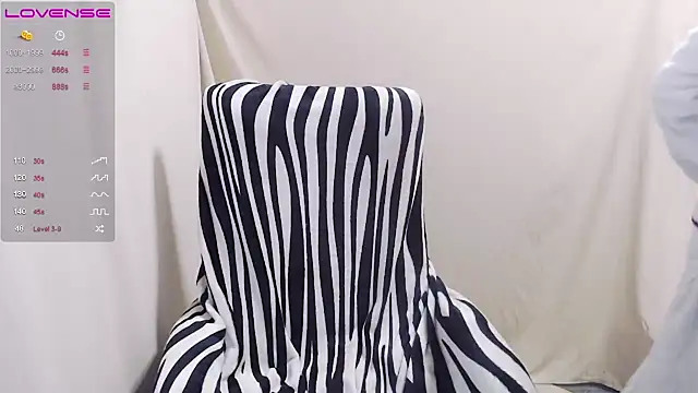 AkinLocal online show from 10.18.25