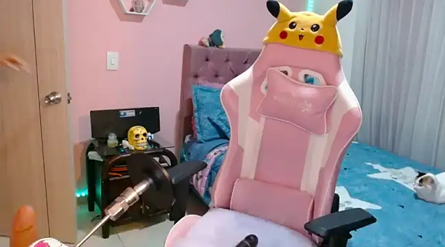 Luna Paris  online show from 12.17.24