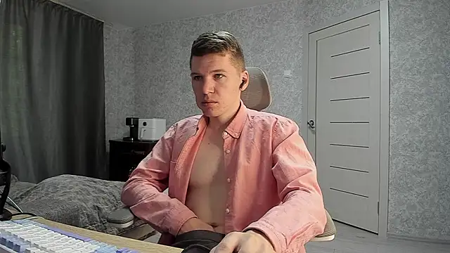 Snapshot of Bananas_dick chatting on 05.05.26 Bananas dick online show from 05.05.26