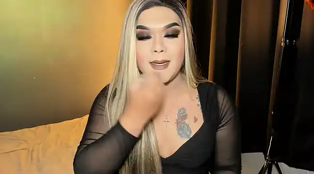 Snapshot of VictoriaEliz chatting on 03.16.25 VictoriaEliz online show from 03.16.25