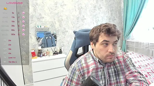 Morlaios online show from 02.03.25