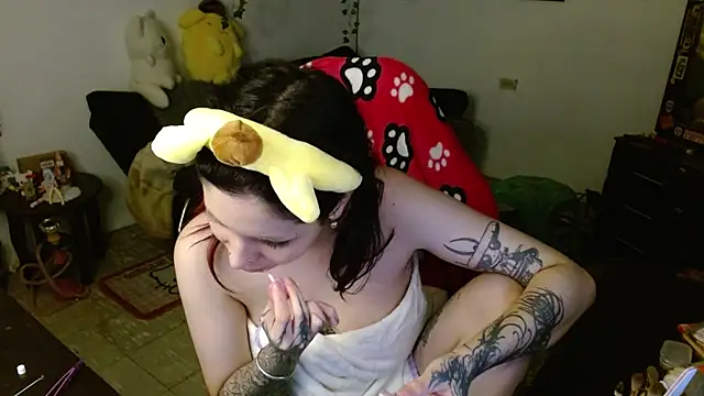 MaryJannes online show from 04.18.26