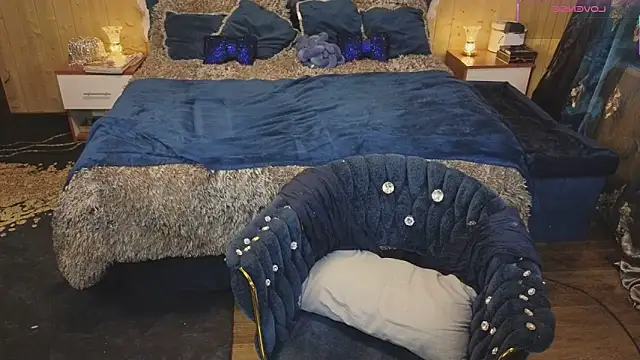 VanessaDoyle online show from 02.24.25