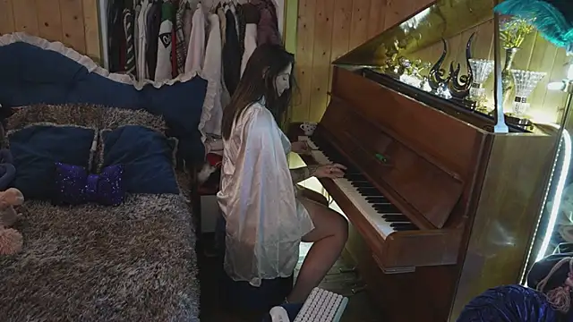 VanessaDoyle online show from 10.07.25