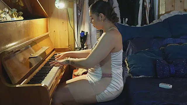 VanessaDoyle online show from 05.28.26