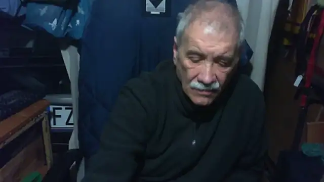 nonnomaturobisex online show from 04.18.26