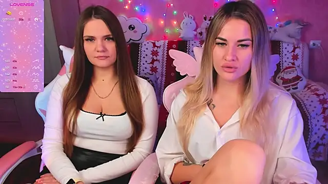 Snapshot of ivannatompsonnn chatting on 12.14.24 ivannatompsonnn online show from 12.14.24