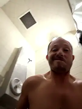 Roberts8inchcock online show from 02.13.26